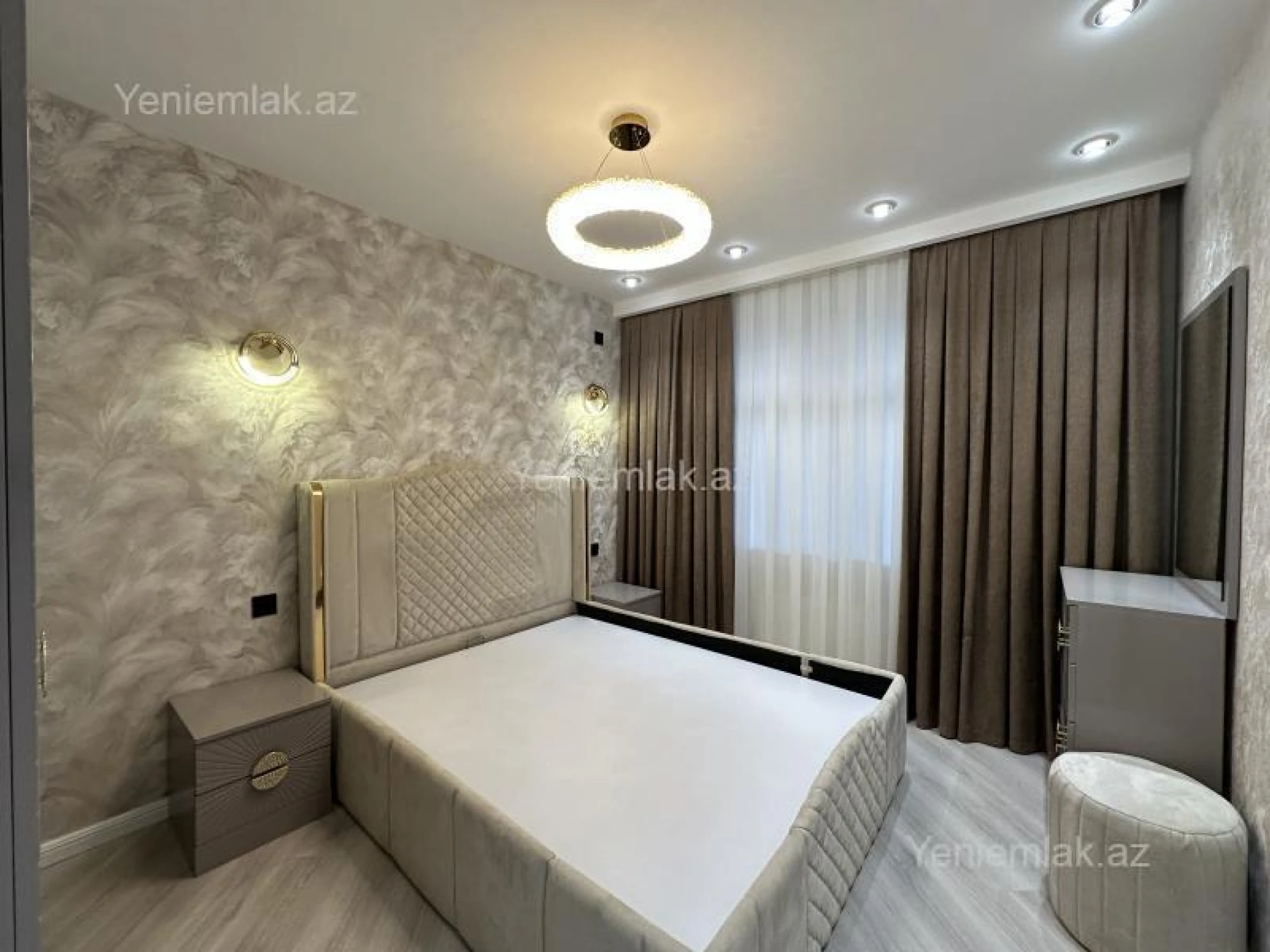 Satılır 2 otaqlı köhnə tikili 65 m²