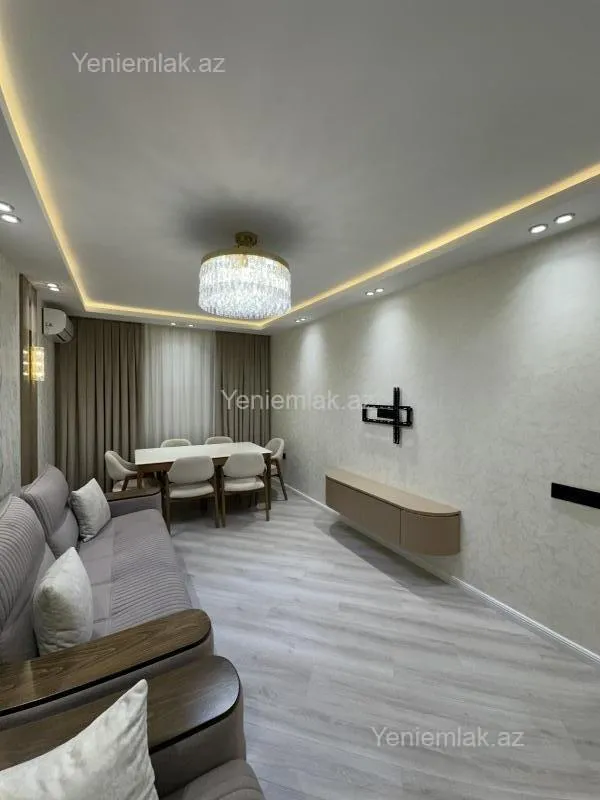 Satılır 2 otaqlı köhnə tikili 65 m²