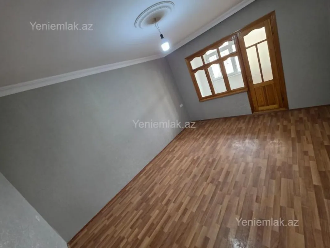 Satılır 1 otaqlı köhnə tikili 40 m²