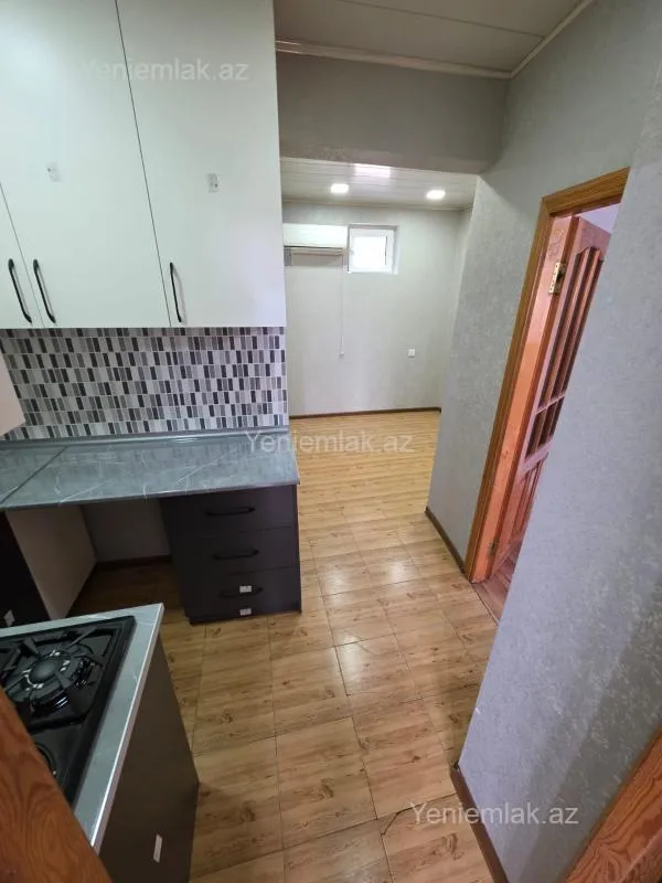 Satılır 1 otaqlı köhnə tikili 40 m²