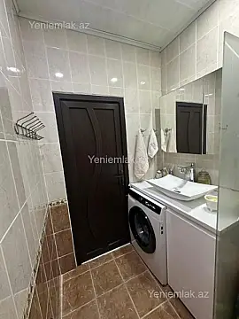 Satılır 2 otaqlı köhnə tikili 53 m²