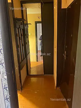Satılır 1 otaqlı köhnə tikili 30 m²