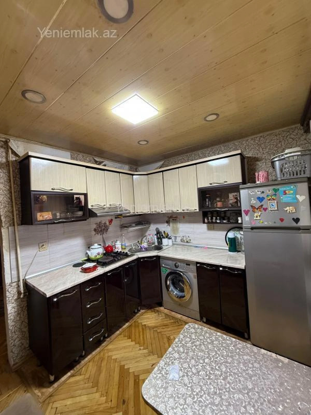 Satılır 3 otaqlı köhnə tikili 80 m²