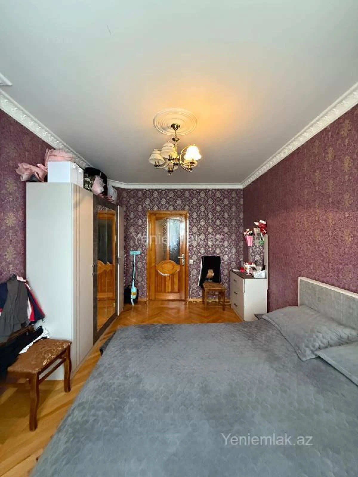 Satılır 3 otaqlı köhnə tikili 80 m²