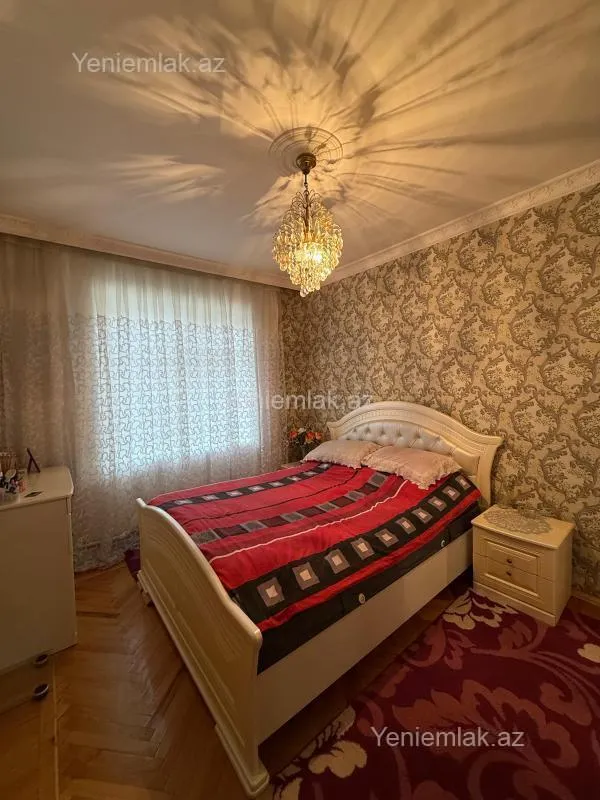 Satılır 3 otaqlı köhnə tikili 80 m²
