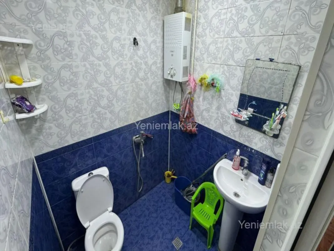 Satılır 2 otaqlı köhnə tikili 60 m²