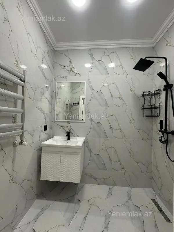 Satılır 3 otaqlı yeni tikili 64 m²