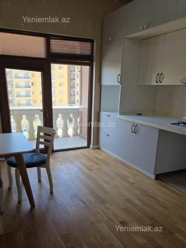 Satılır 3 otaqlı yeni tikili 98 m²