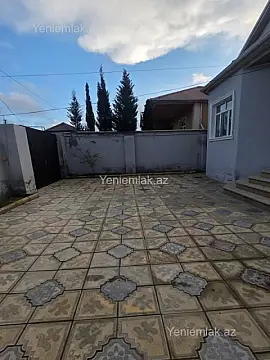 Satılır 3 otaqlı həyət evi 200 m²