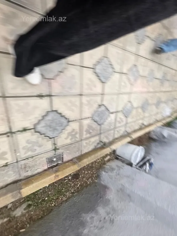 Satılır 3 otaqlı həyət evi 200 m²