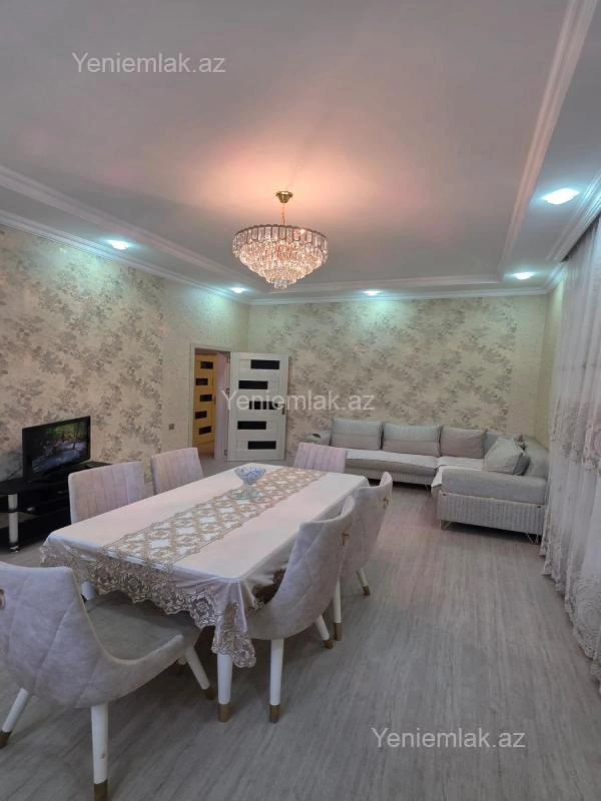 Satılır 3 otaqlı həyət evi 200 m²