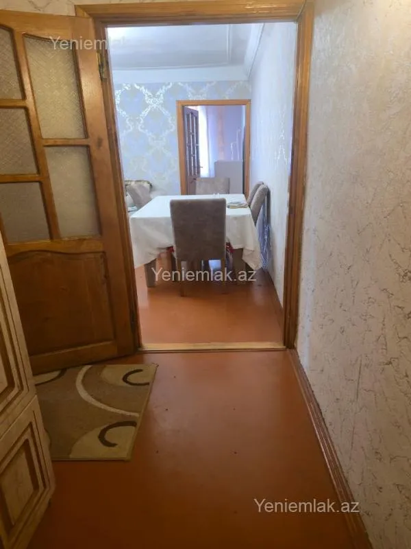Satılır 3 otaqlı köhnə tikili 90 m²