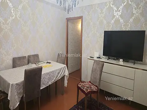 Satılır 3 otaqlı köhnə tikili 90 m²