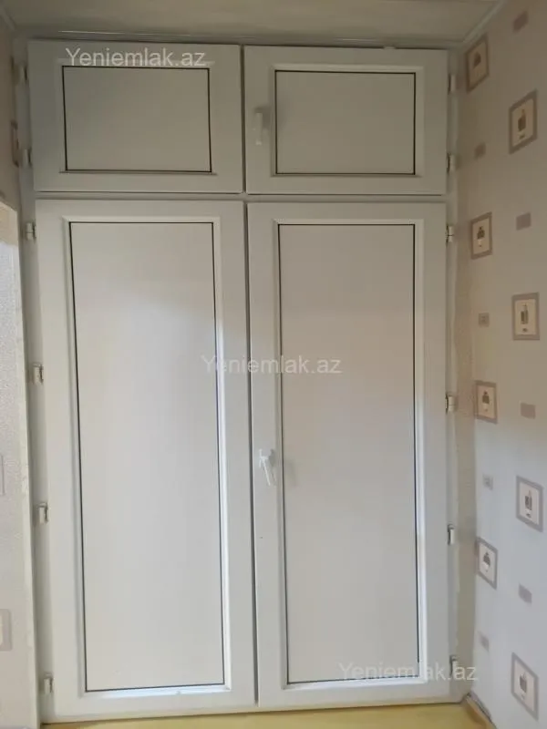 Satılır 2 otaqlı köhnə tikili 56 m²