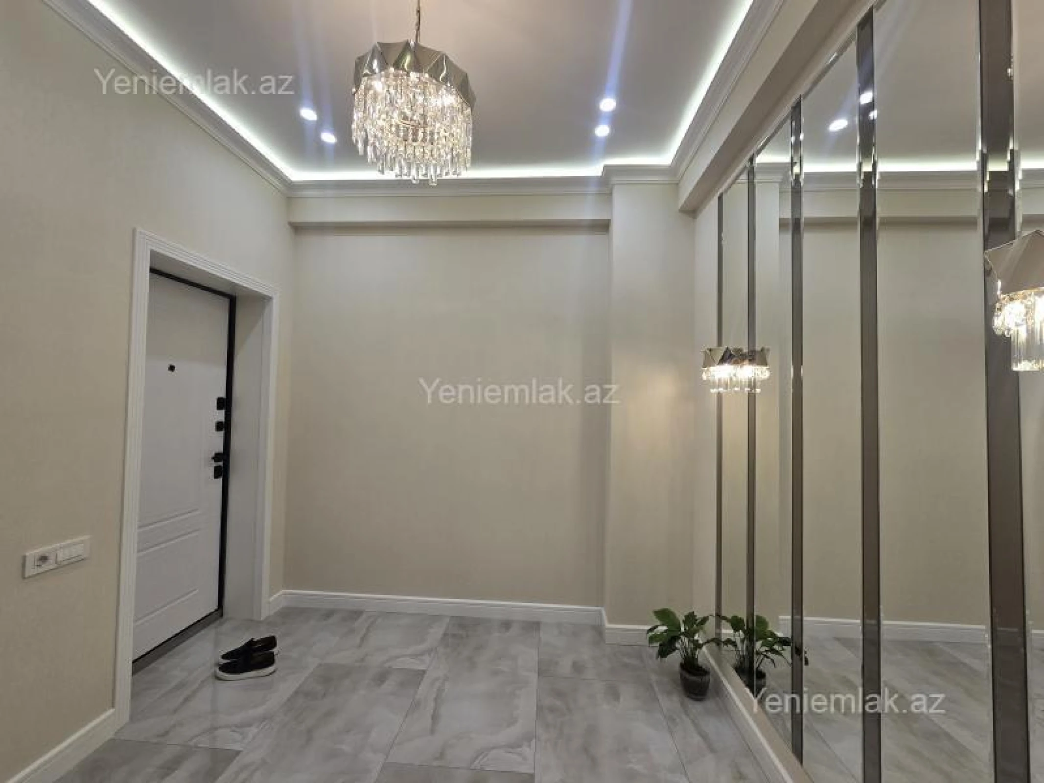 Satılır 3 otaqlı yeni tikili 99 m²