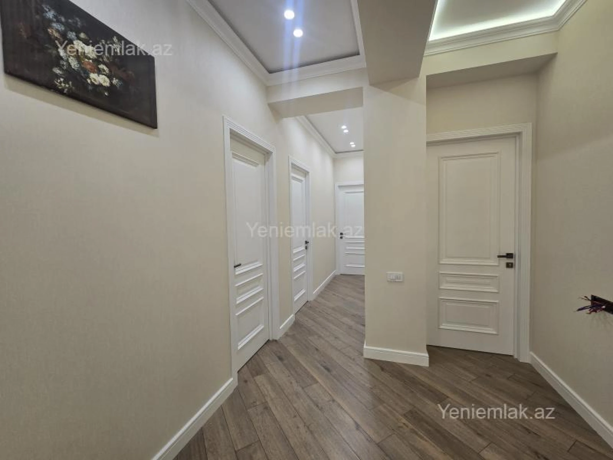 Satılır 3 otaqlı yeni tikili 99 m²