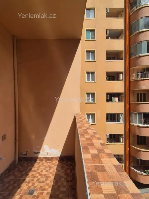 Satılır 3 otaqlı yeni tikili 112 m²