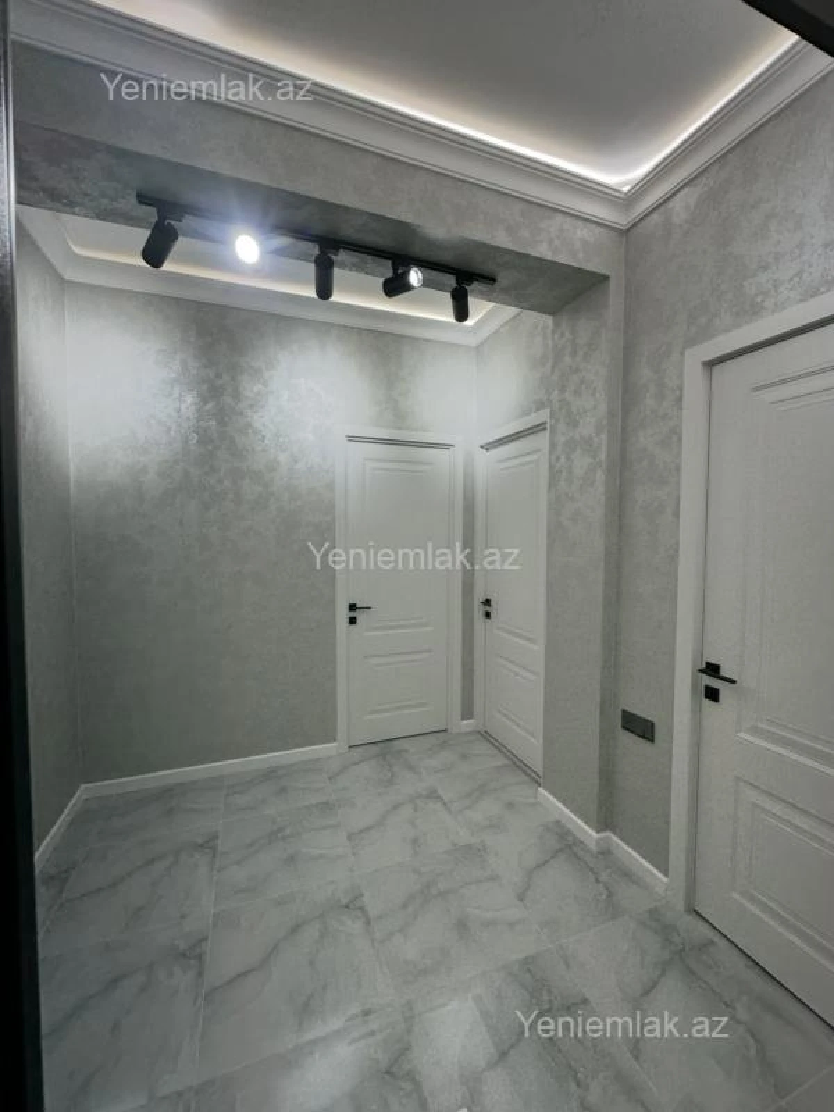 Satılır 2 otaqlı yeni tikili 55 m²