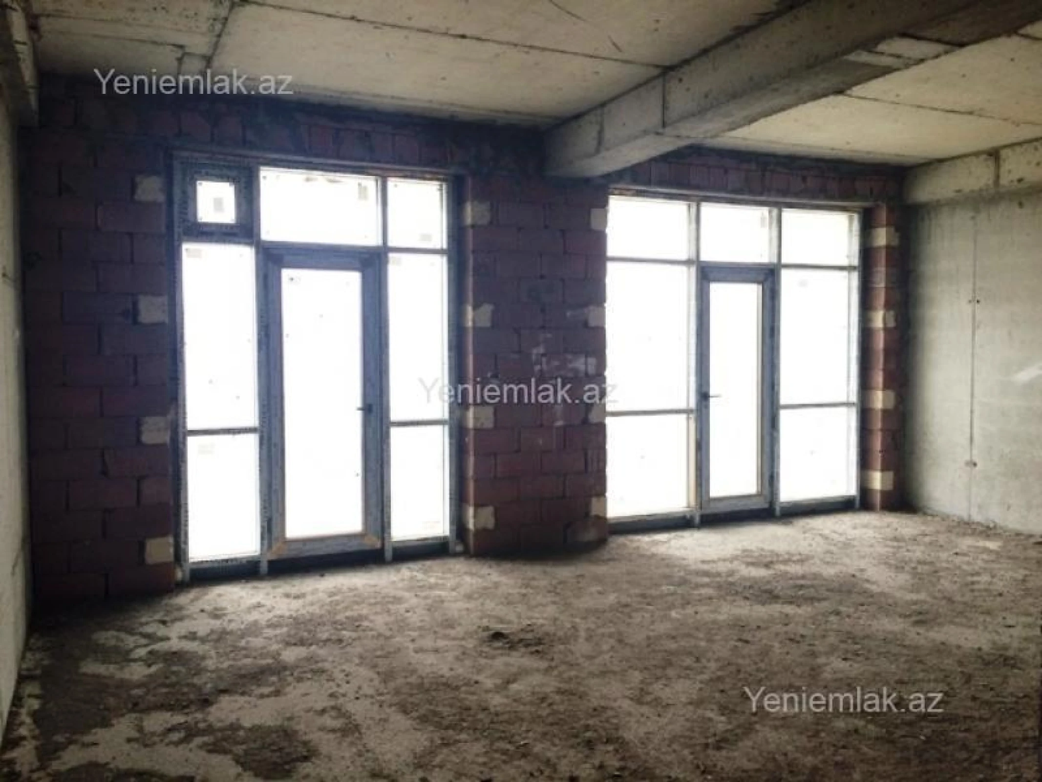 Satılır 3 otaqlı yeni tikili 155 m²