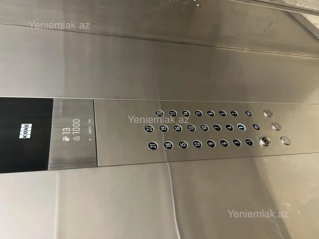 Satılır 3 otaqlı yeni tikili 155 m²