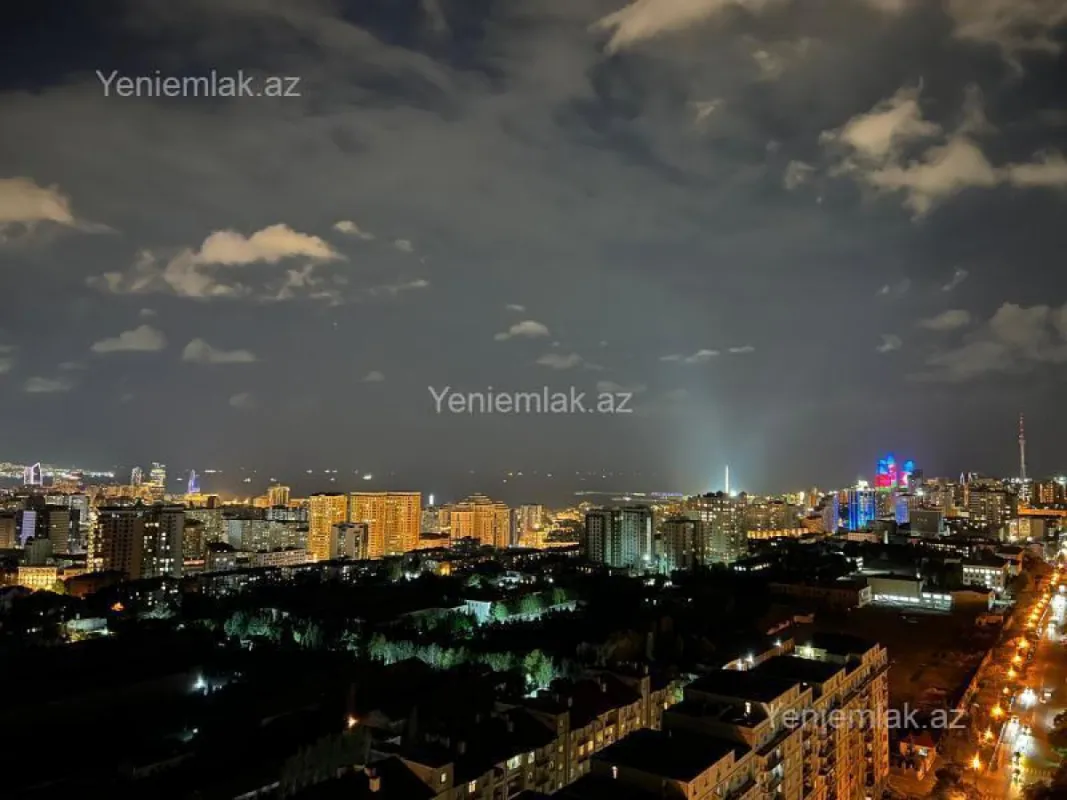 Satılır 3 otaqlı yeni tikili 155 m²