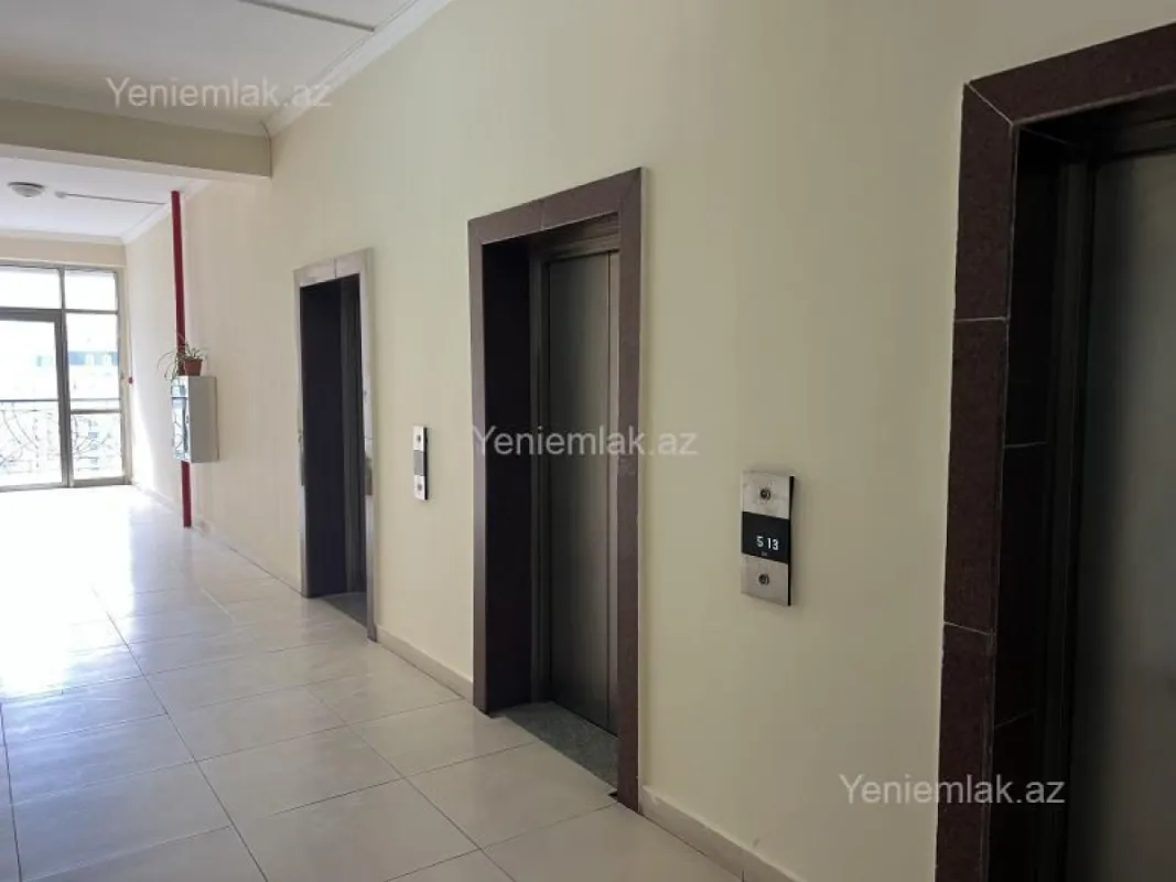 Satılır 3 otaqlı yeni tikili 155 m²