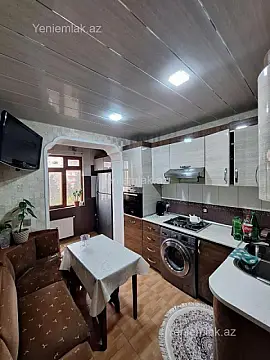 Satılır 5 otaqlı köhnə tikili 110 m² — Sumqayıt, 2-ci mikrorayon 5 otaq 110.00 m²