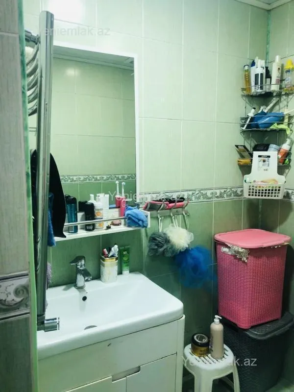 Satılır 3 otaqlı yeni tikili 70 m²