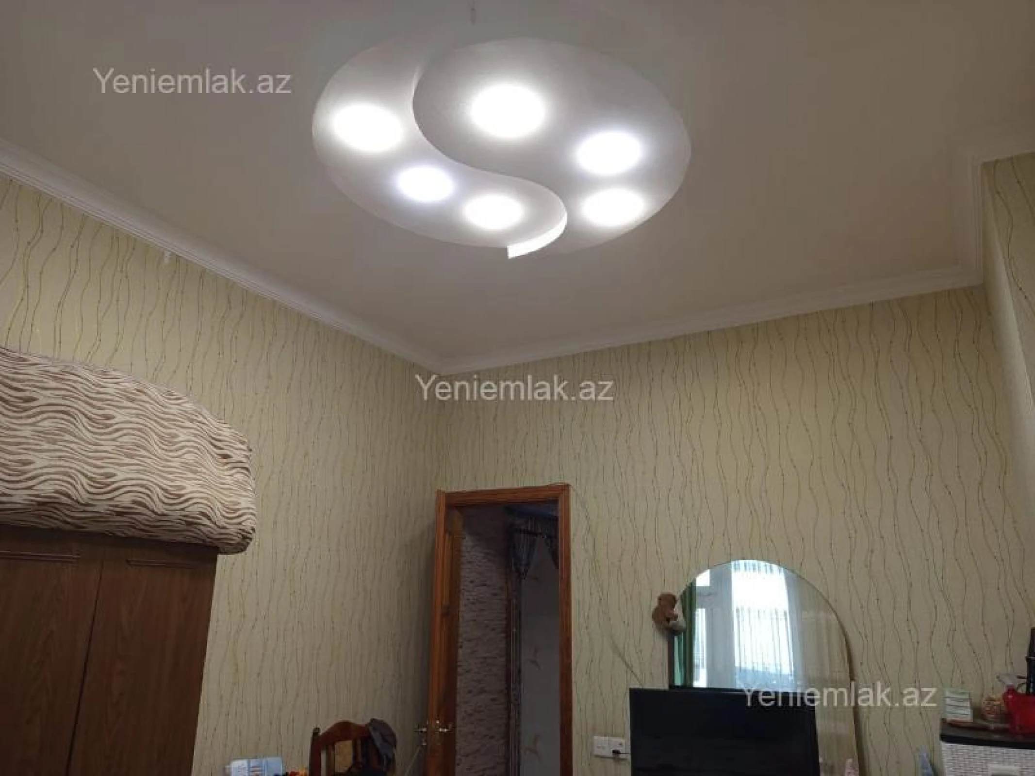 Satılır 2 otaqlı yeni tikili 52.5 m²