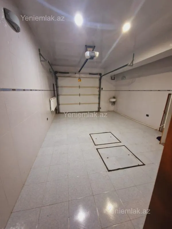 Satılır 8 otaqlı həyət evi 500 m²