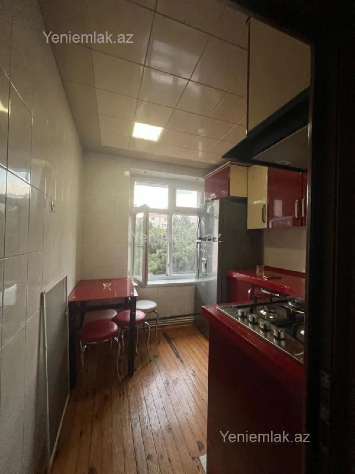 Satılır 3 otaqlı köhnə tikili 66 m²