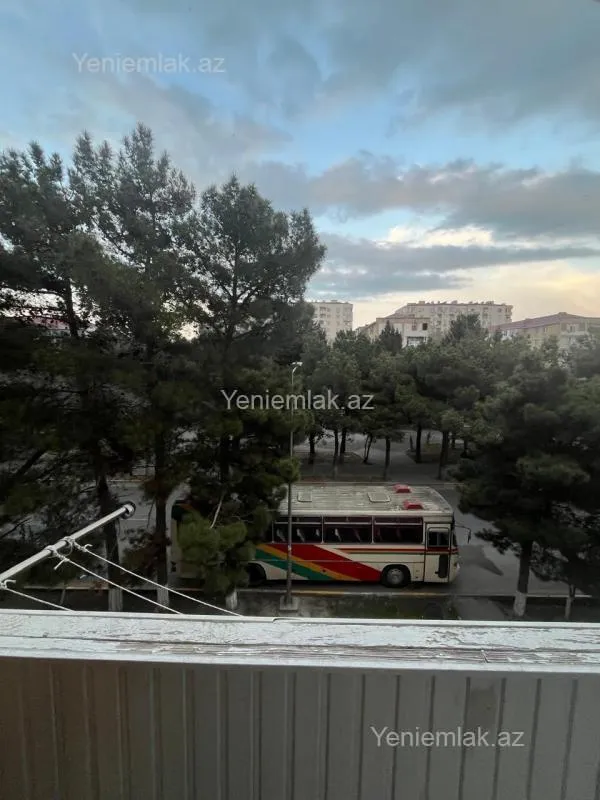 Satılır 3 otaqlı köhnə tikili 66 m²