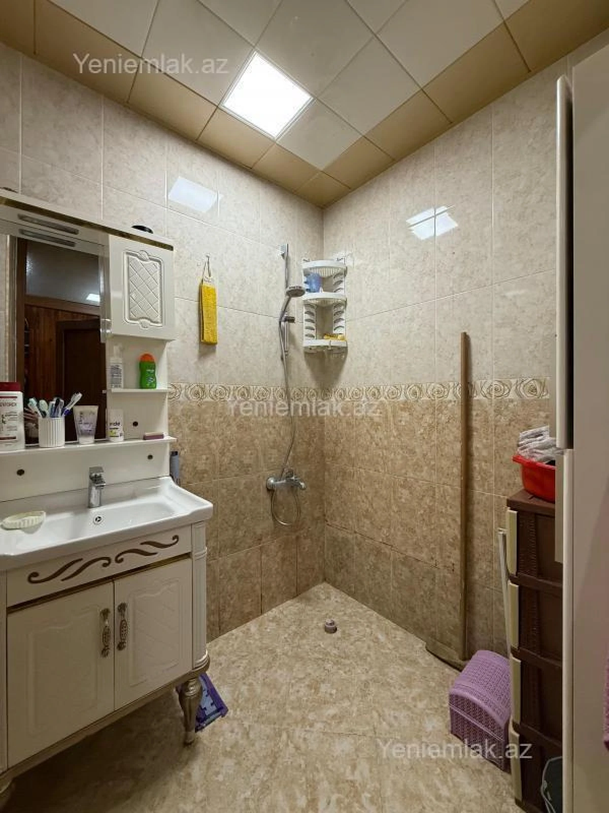 Satılır 3 otaqlı köhnə tikili 75 m²