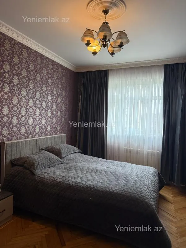 Satılır 3 otaqlı köhnə tikili 75 m²