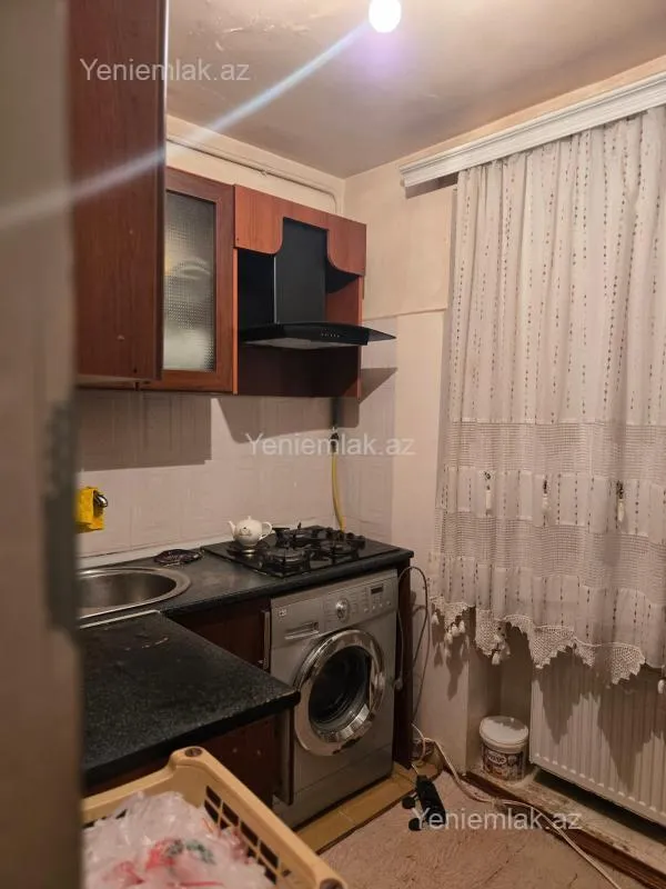 Satılır 2 otaqlı köhnə tikili 46 m²