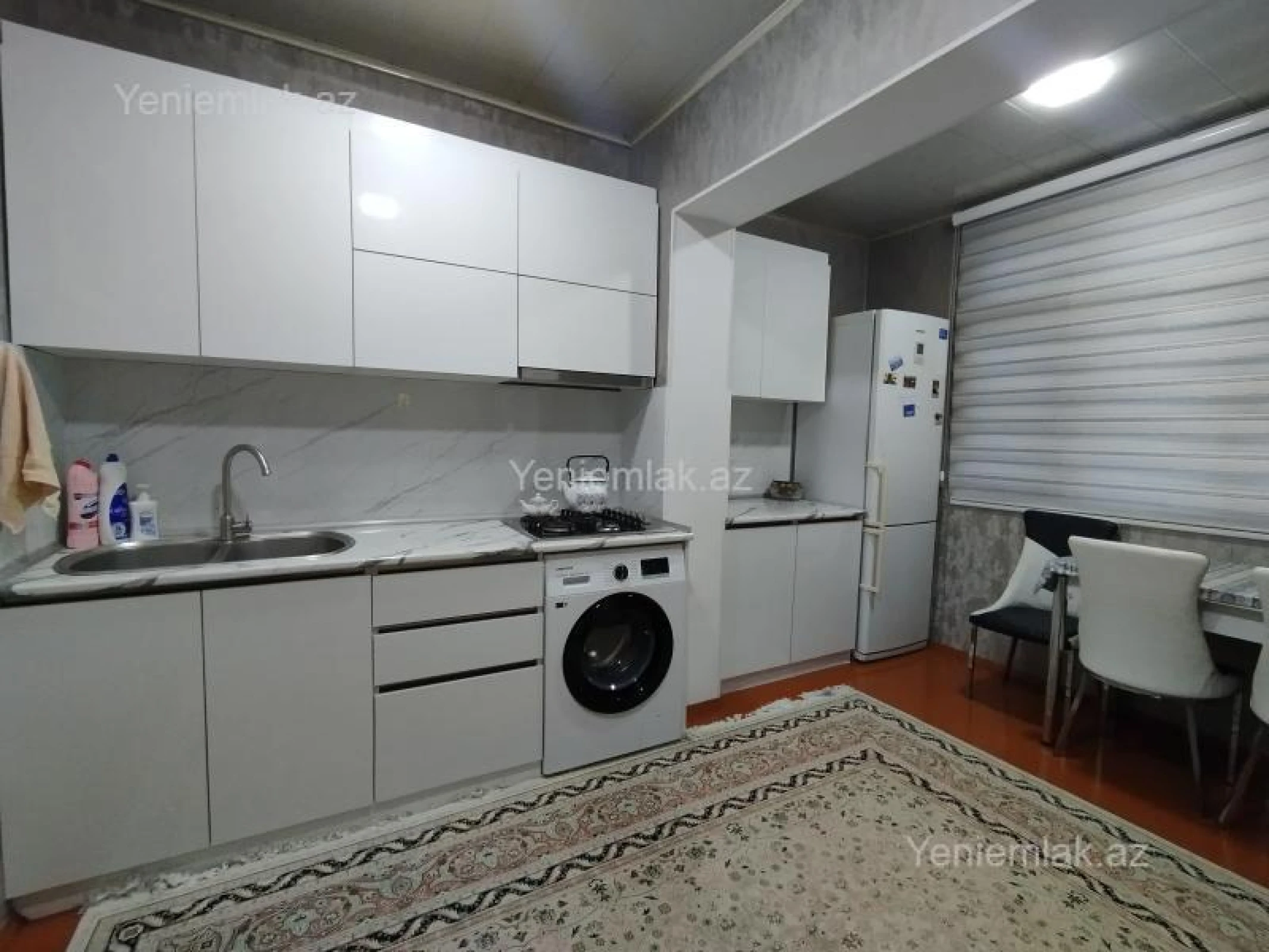 Satılır 2 otaqlı köhnə tikili 65 m²