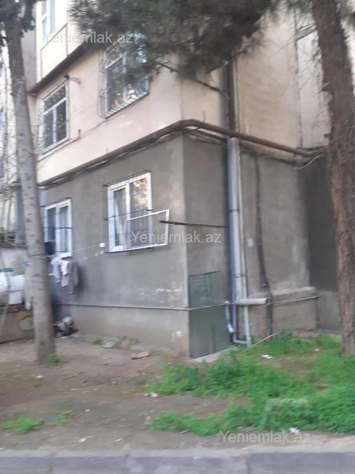 Satılır 2 otaqlı köhnə tikili 60 m²