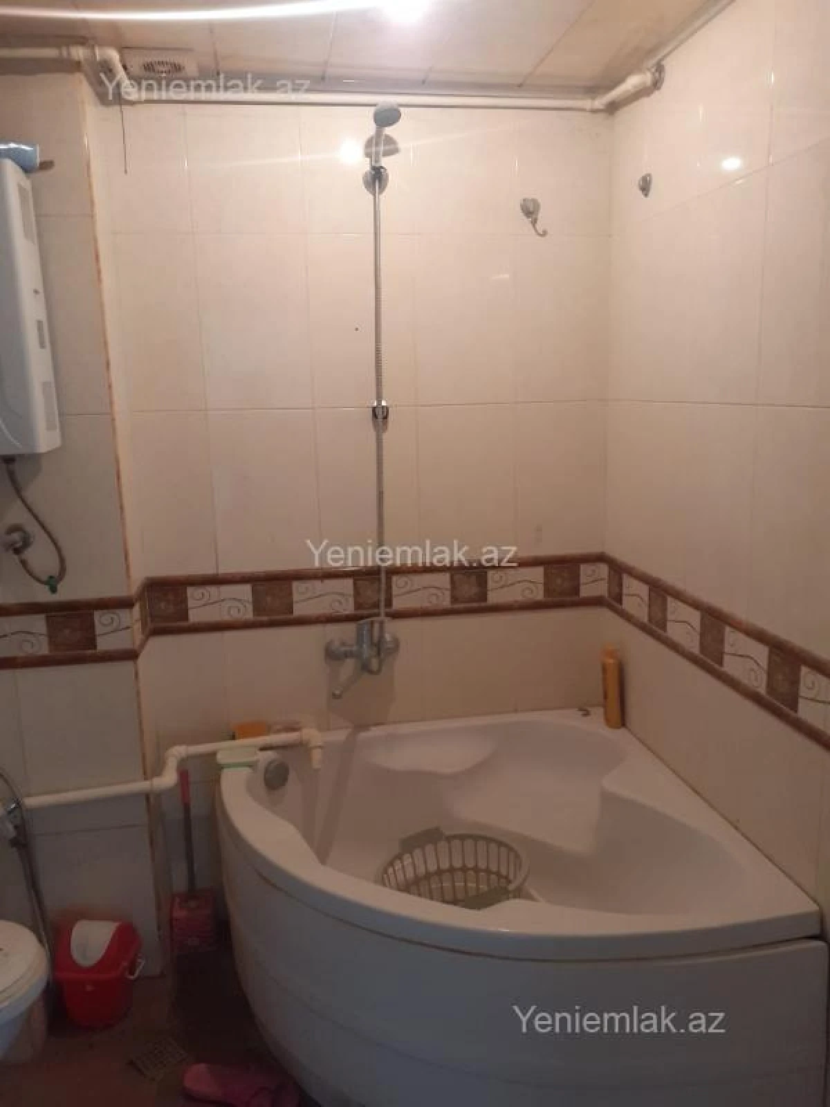 Satılır 2 otaqlı köhnə tikili 60 m²