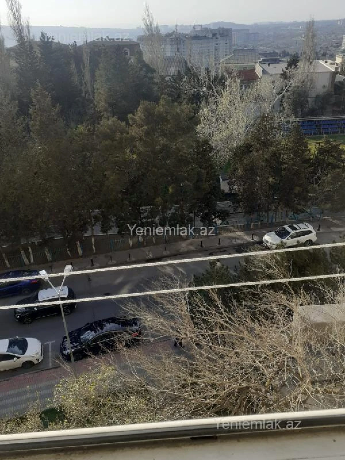 Satılır 2 otaqlı köhnə tikili 60 m²