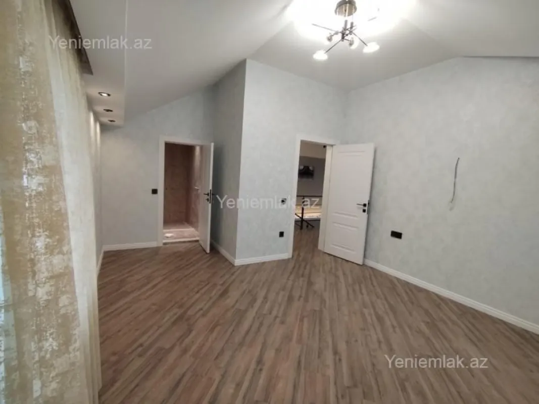 Satılır 4 otaqlı həyət evi 50 m²