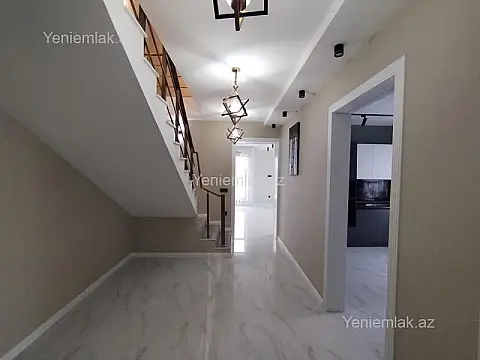 Satılır 4 otaqlı həyət evi 50 m²