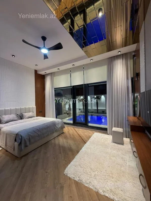 Satılır 4 otaqlı həyət evi 300 m²