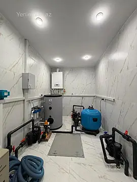 Satılır 4 otaqlı həyət evi 300 m²