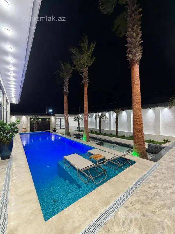 Satılır 4 otaqlı həyət evi 300 m²