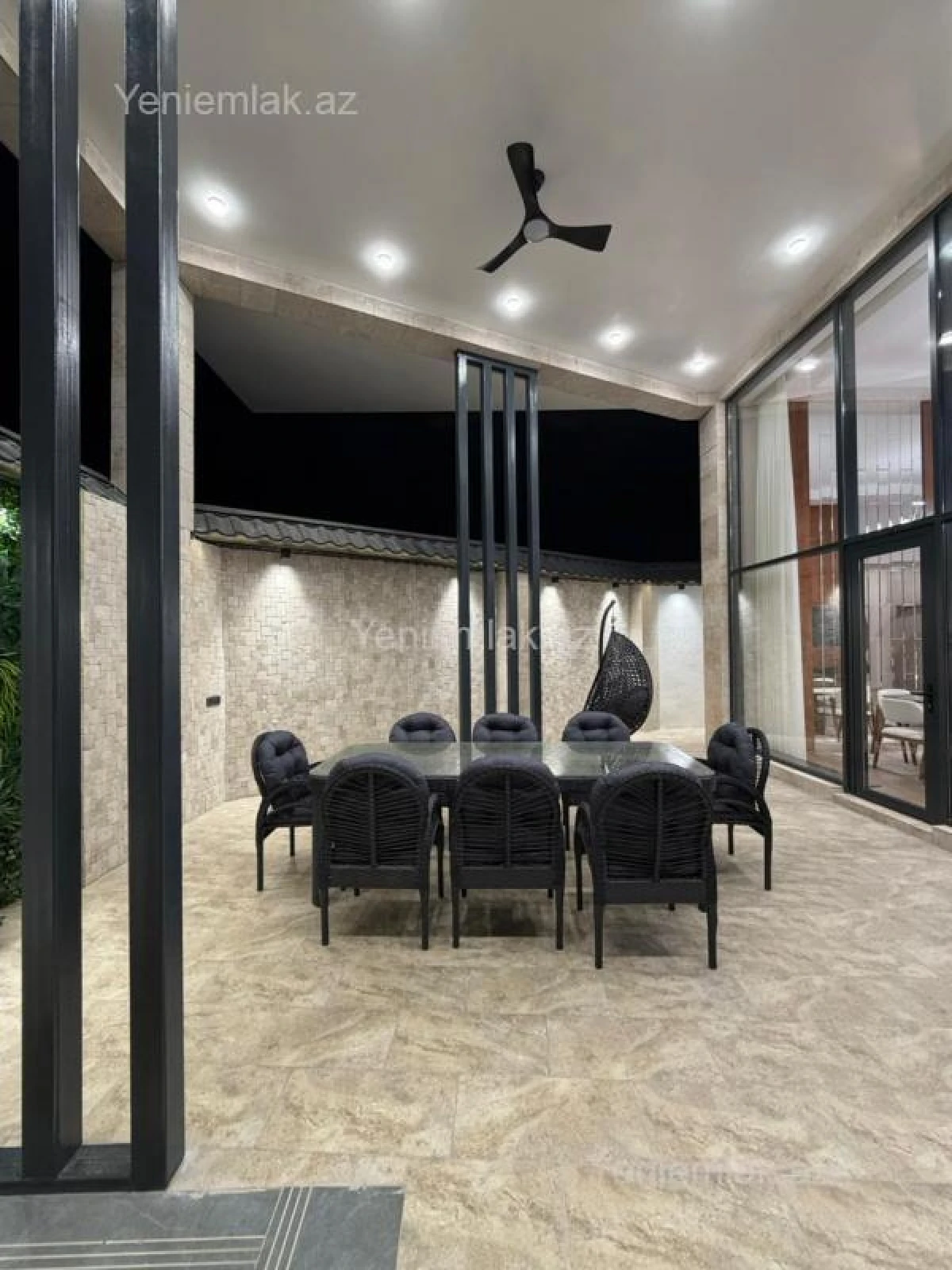 Satılır 4 otaqlı həyət evi 300 m²