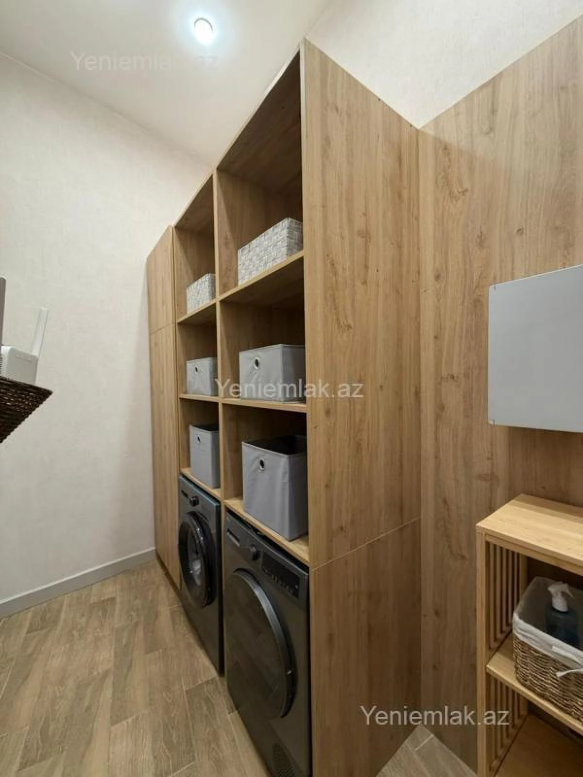 Satılır 4 otaqlı həyət evi 300 m²