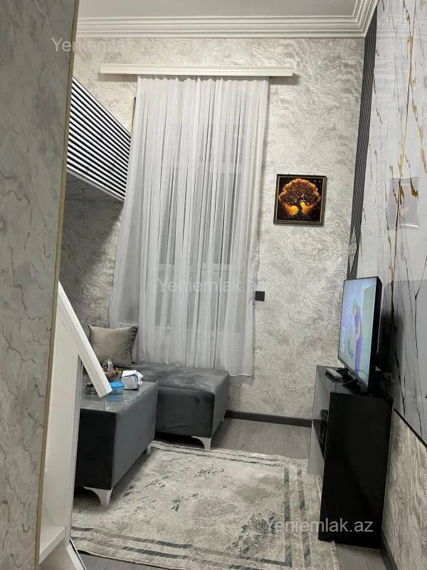 Satılır 1 otaqlı köhnə tikili 30 m²