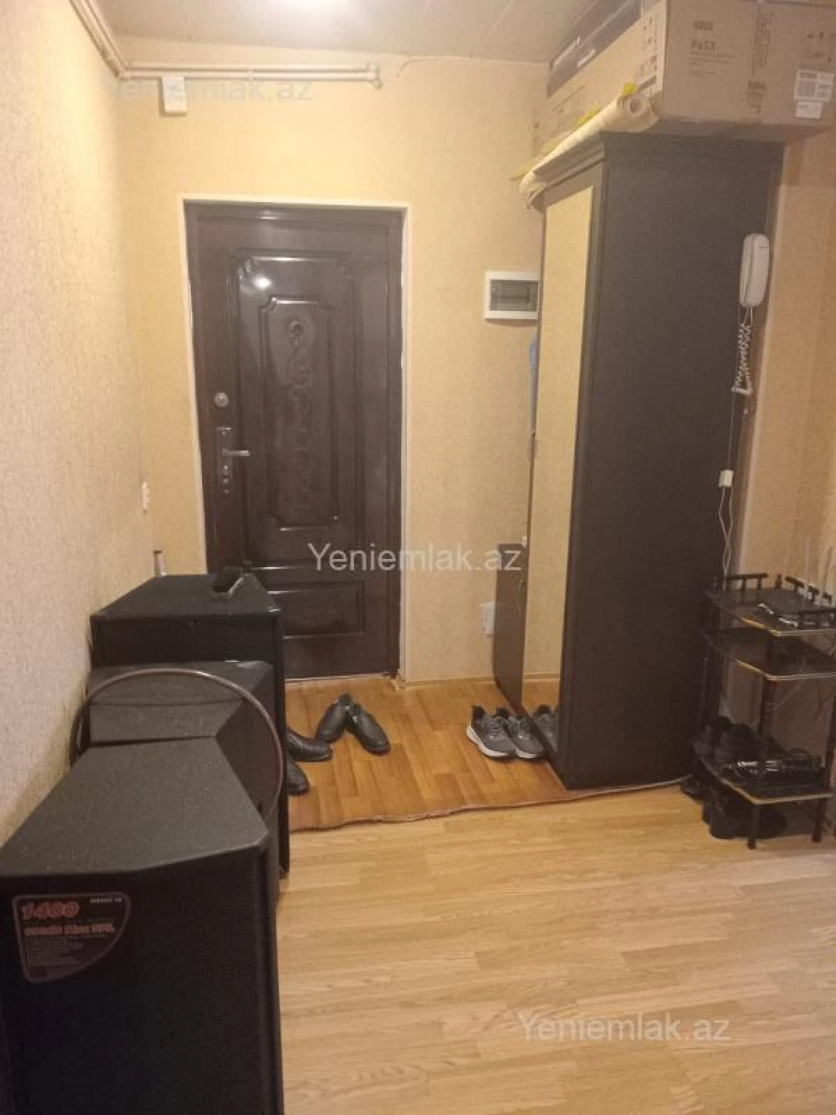 Satılır 3 otaqlı köhnə tikili 80 m²