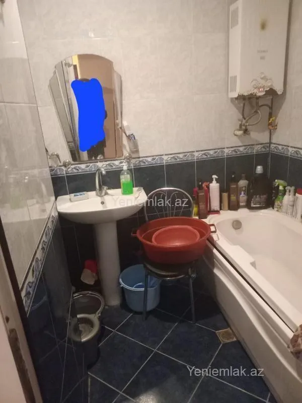 Satılır 3 otaqlı köhnə tikili 80 m²