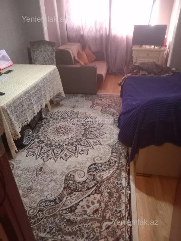 Satılır 3 otaqlı köhnə tikili 80 m²